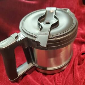 Bunn Coffee Pot 32800-1000 Bunn O Matic Stainless Steel 10 Cup Carafe